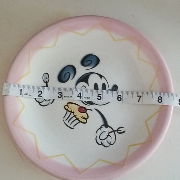 RARE!!!Disney China plate set of 4. - Picture 3 of 3